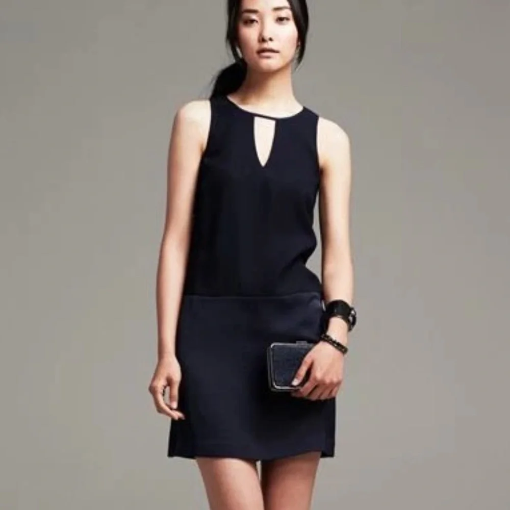 Banana Republic Crepe Swing Navy Dress Size 12 - Picture 5 of 9